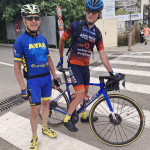 Christian BAUDIZZONE à l'arrivée du Paris-Nice Cyclo encouragé par Marc BLANC Christian BAUDIZZONE à l'arrivée du Paris-Nice Cyclo encouragé par Marc BLANC